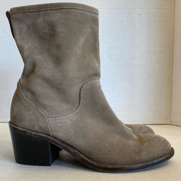 AGL Boots Size 37 US Size 7 Tan Suede Leather Pull On Casual Classic - Picture 6 of 15